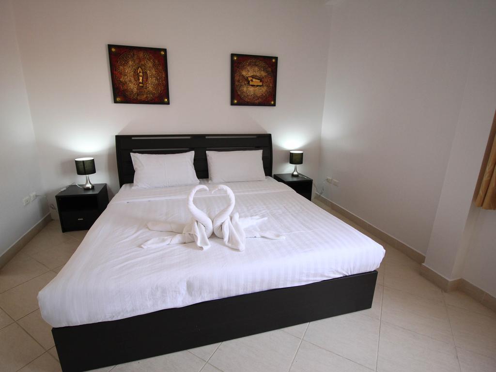 Naklua Pool Villa by Pattaya Sunny Rentals Bagian luar foto