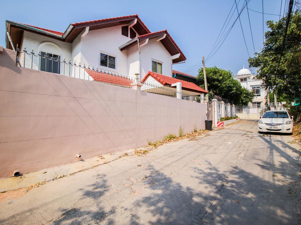 Naklua Pool Villa by Pattaya Sunny Rentals Bagian luar foto